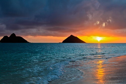 Hawaii-Sunrise-Maji-Pineapple-900x600